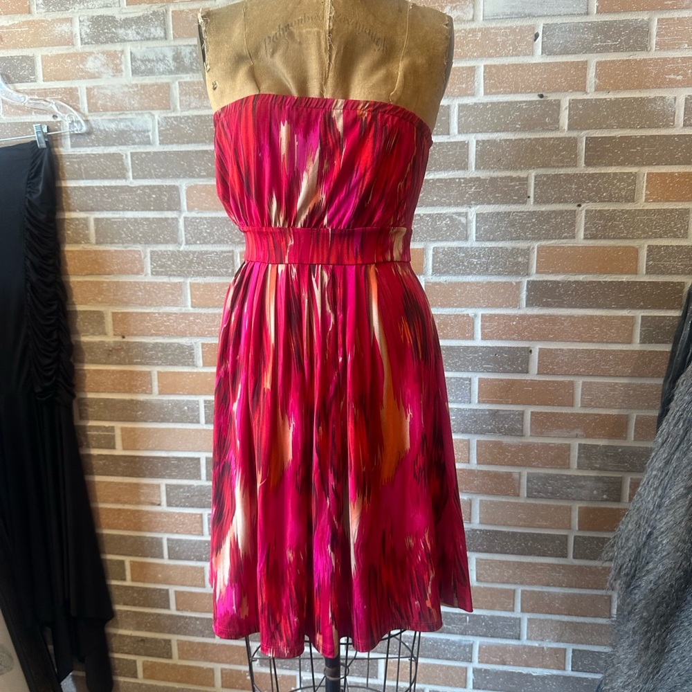 Dress - Picture 6 of 7